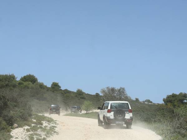 OFF ROAD ZAKYNTHOS - CLOSED AIR-CONDITIONED JEEP