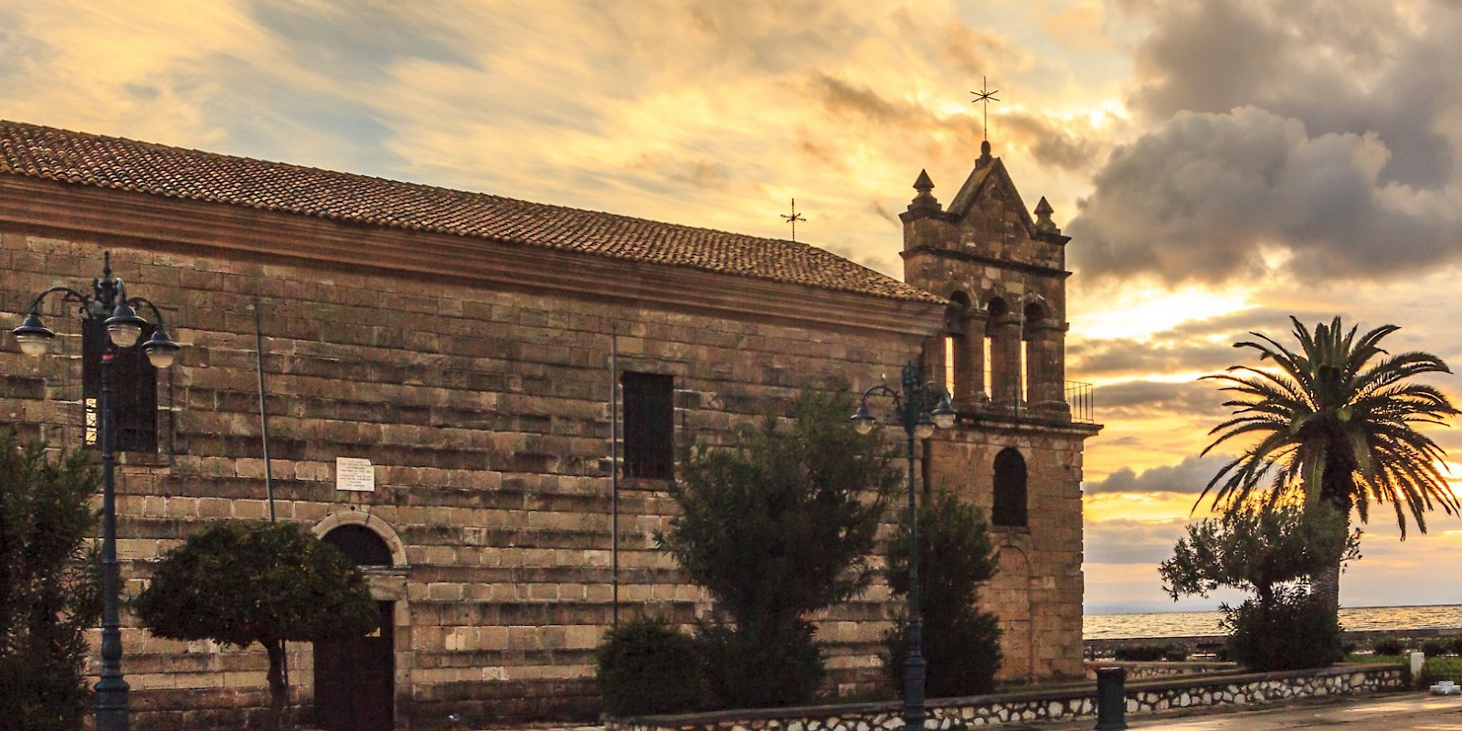 Fidelity Travel Book Now