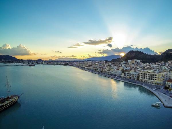 Stranis Hill, Bochali & Walking tour of Zakynthos town