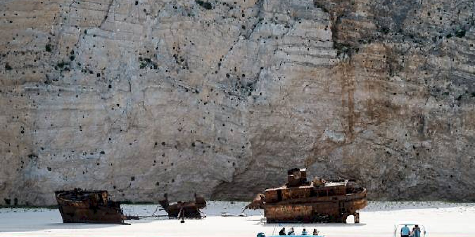 Fidelity Travel Book Now